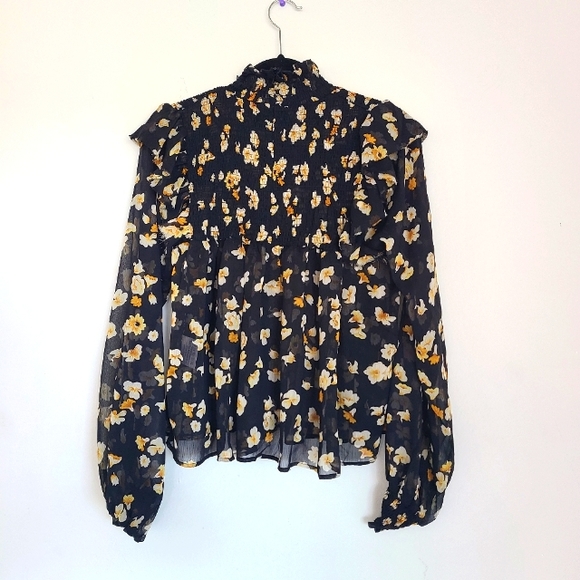O.P.T. High neck flower print blouse - Picture 4 of 6